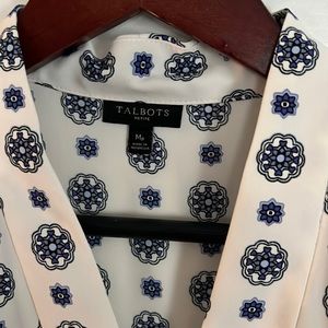 Talbots sleeveless blouse size medium petite
